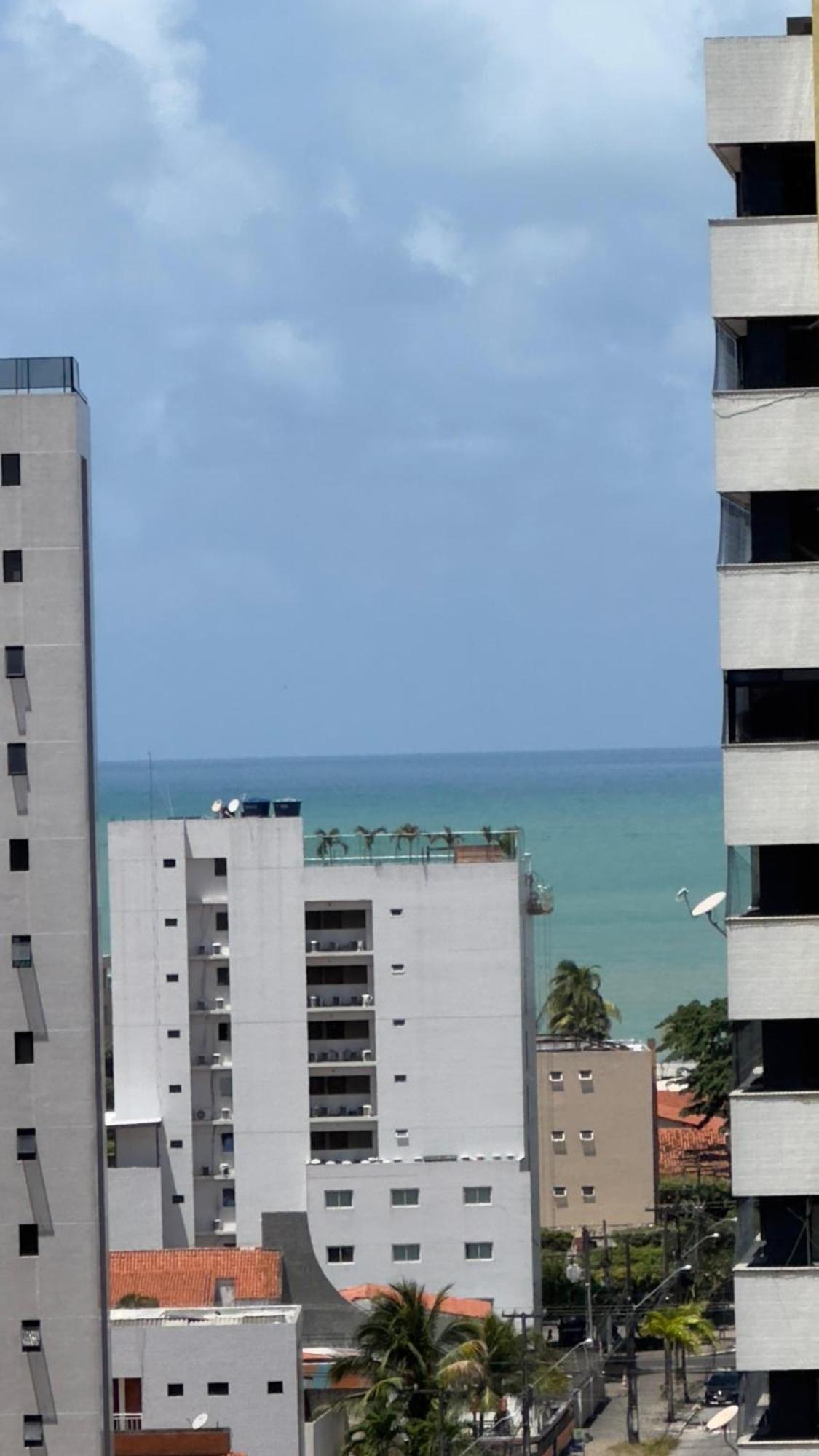Em Manaira E Proximo A Apartamento